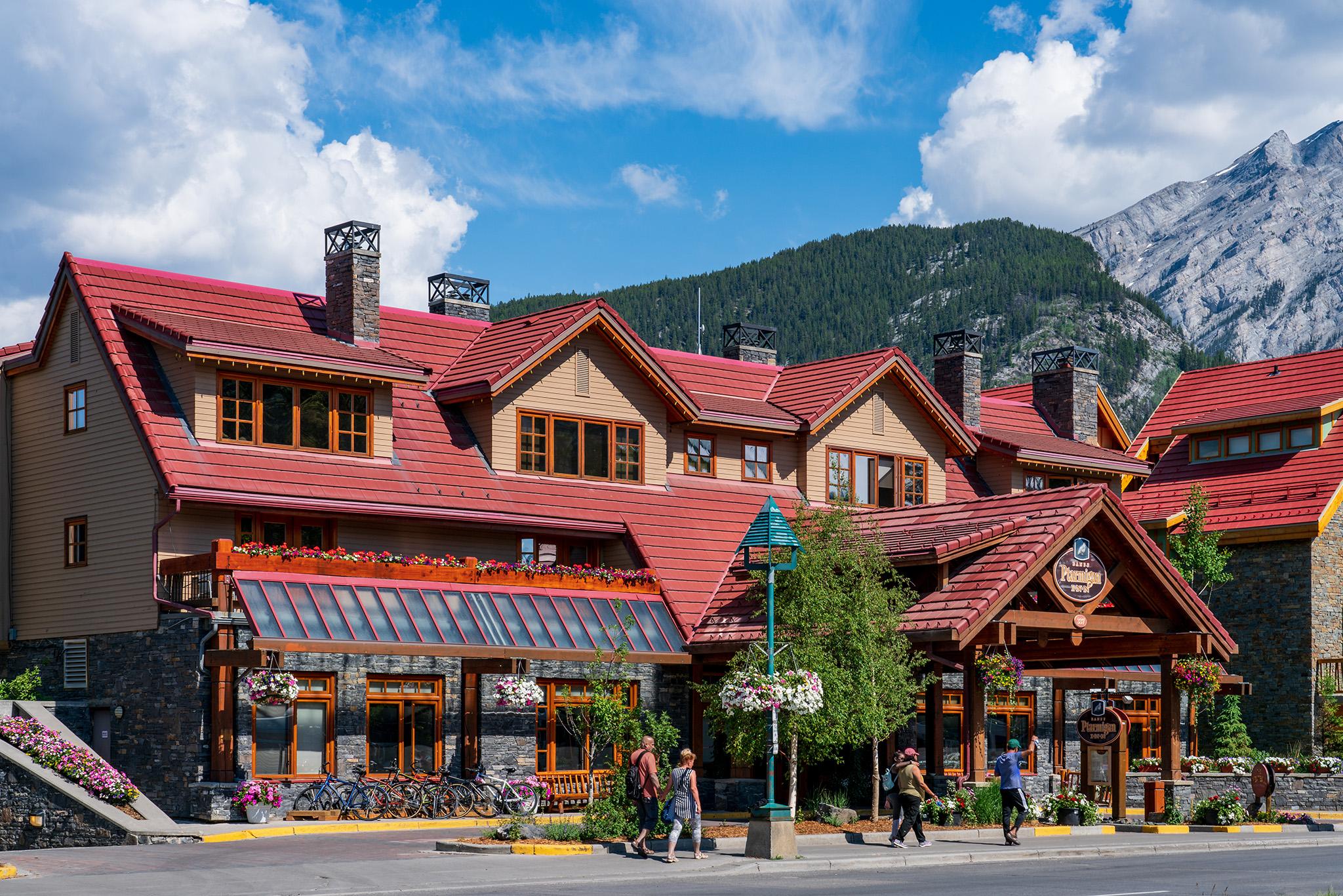 Banff Ptarmigan Inn Exterior photo