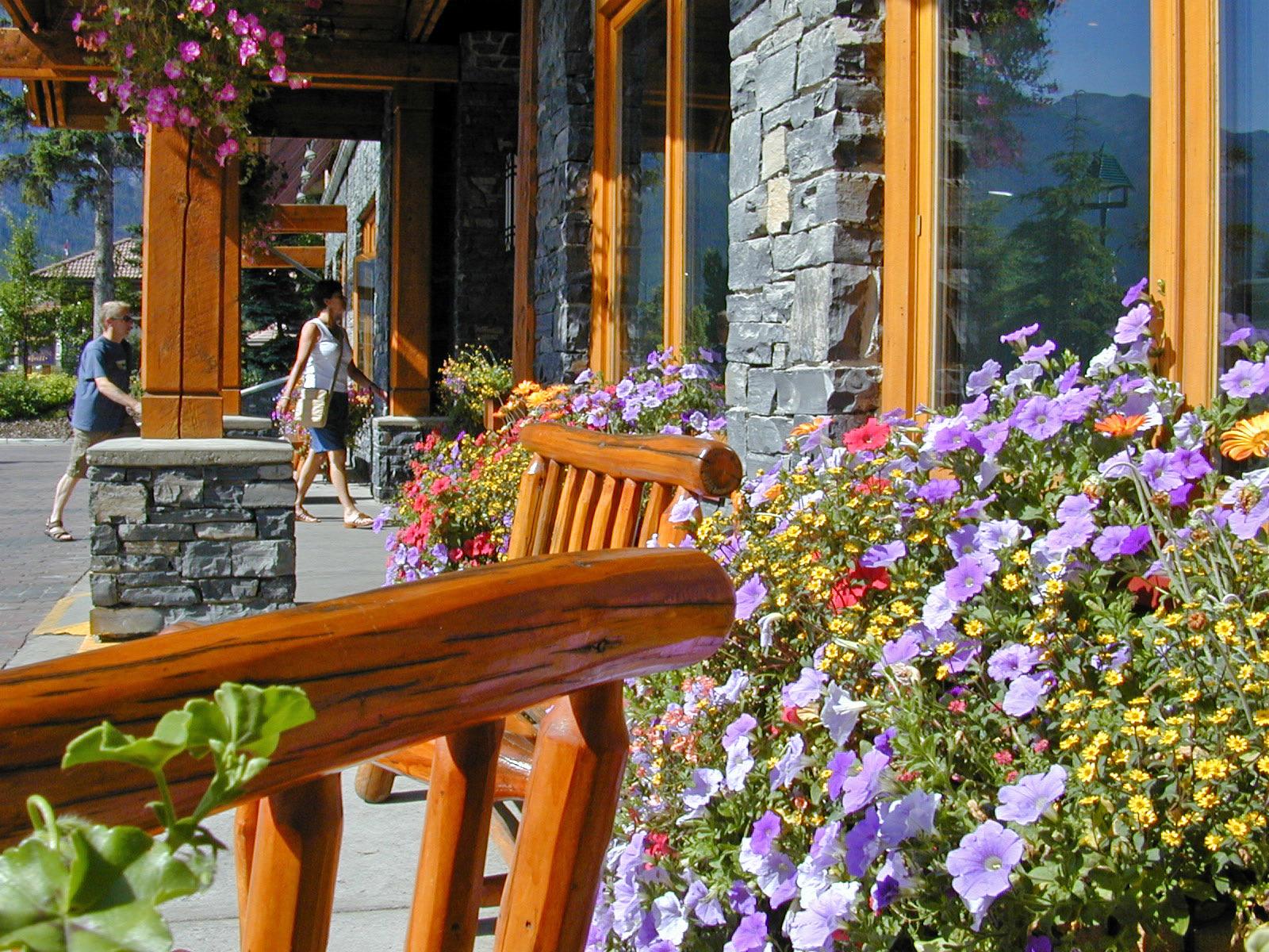 Banff Ptarmigan Inn Exterior photo