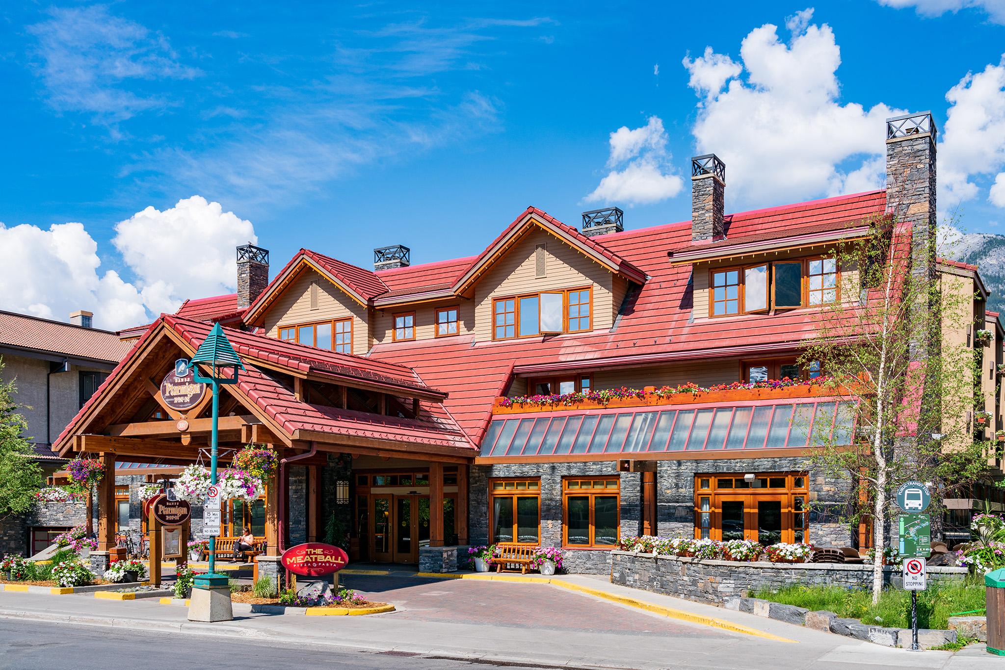 Banff Ptarmigan Inn Exterior photo